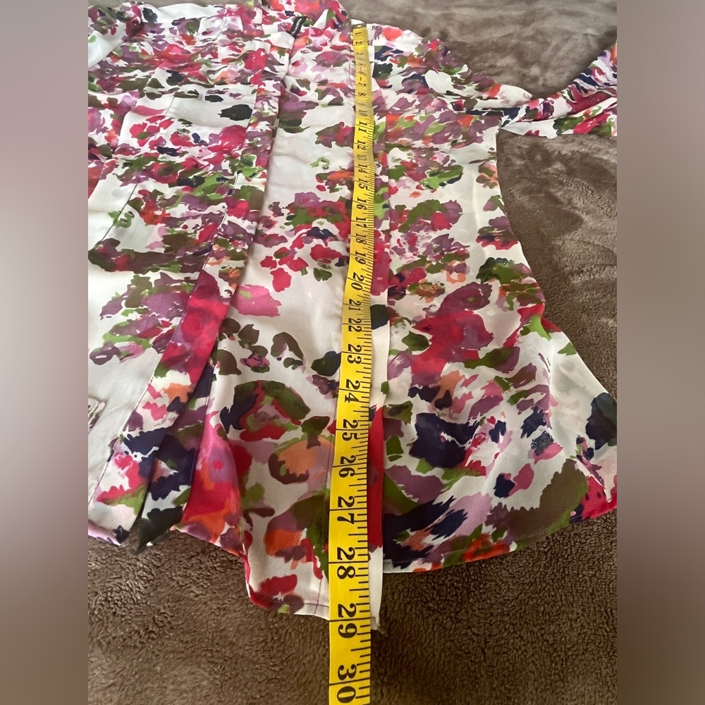 Walter Baker W118 Size L multicolor Floral Sheer Button Up Top Career - Picture 13 of 14